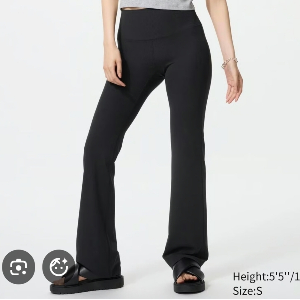 ☕️Uniqlo Women's Black Flare Pants